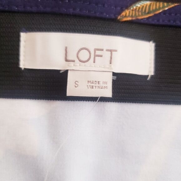 LOFT A-Line Knee Length Mini Skirt - Picture 3 of 9